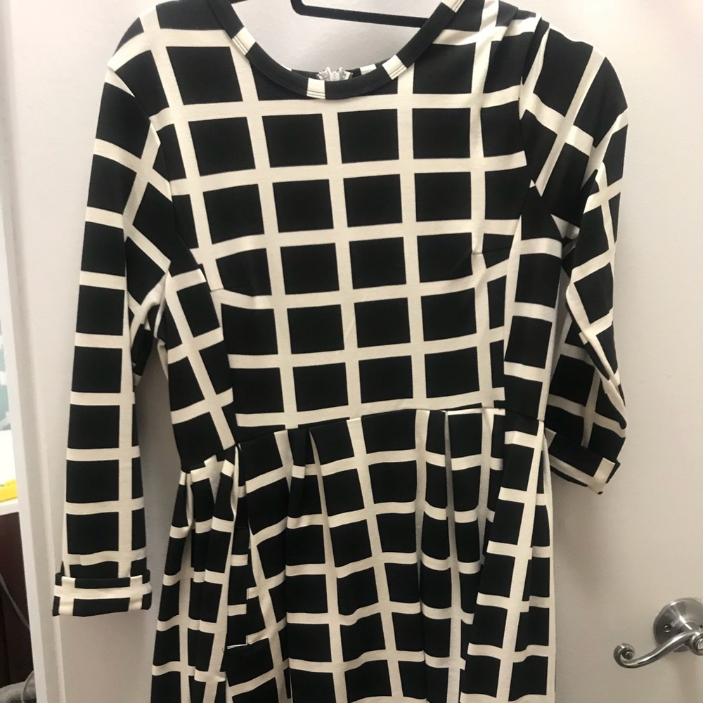 Long sleeve geometric dress